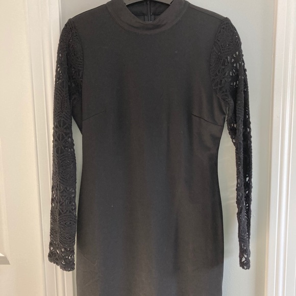 Black long Sleeve Bodycon Dress with Lace Arm - Picture 2 of 6